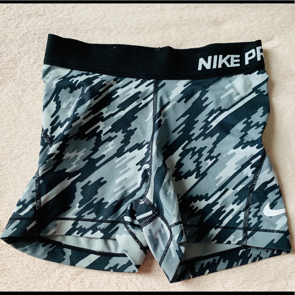 NIKE PRO SPANDEX